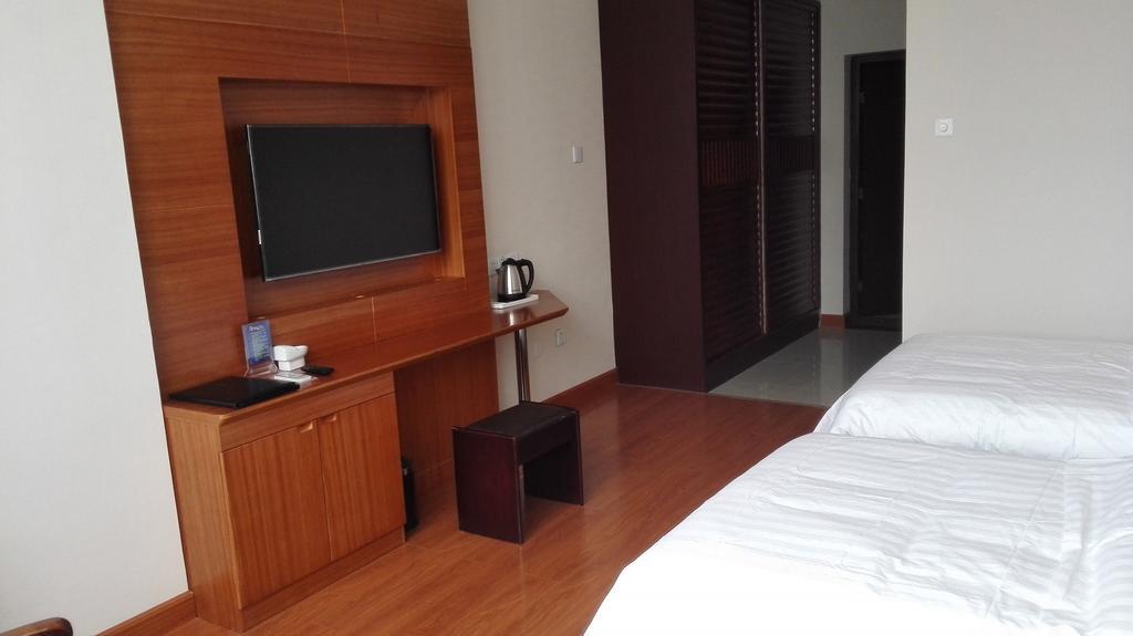 Weihai Times Business Hotel Room photo